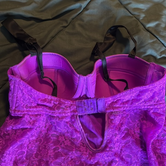 Lace negligee - Picture 3 of 4